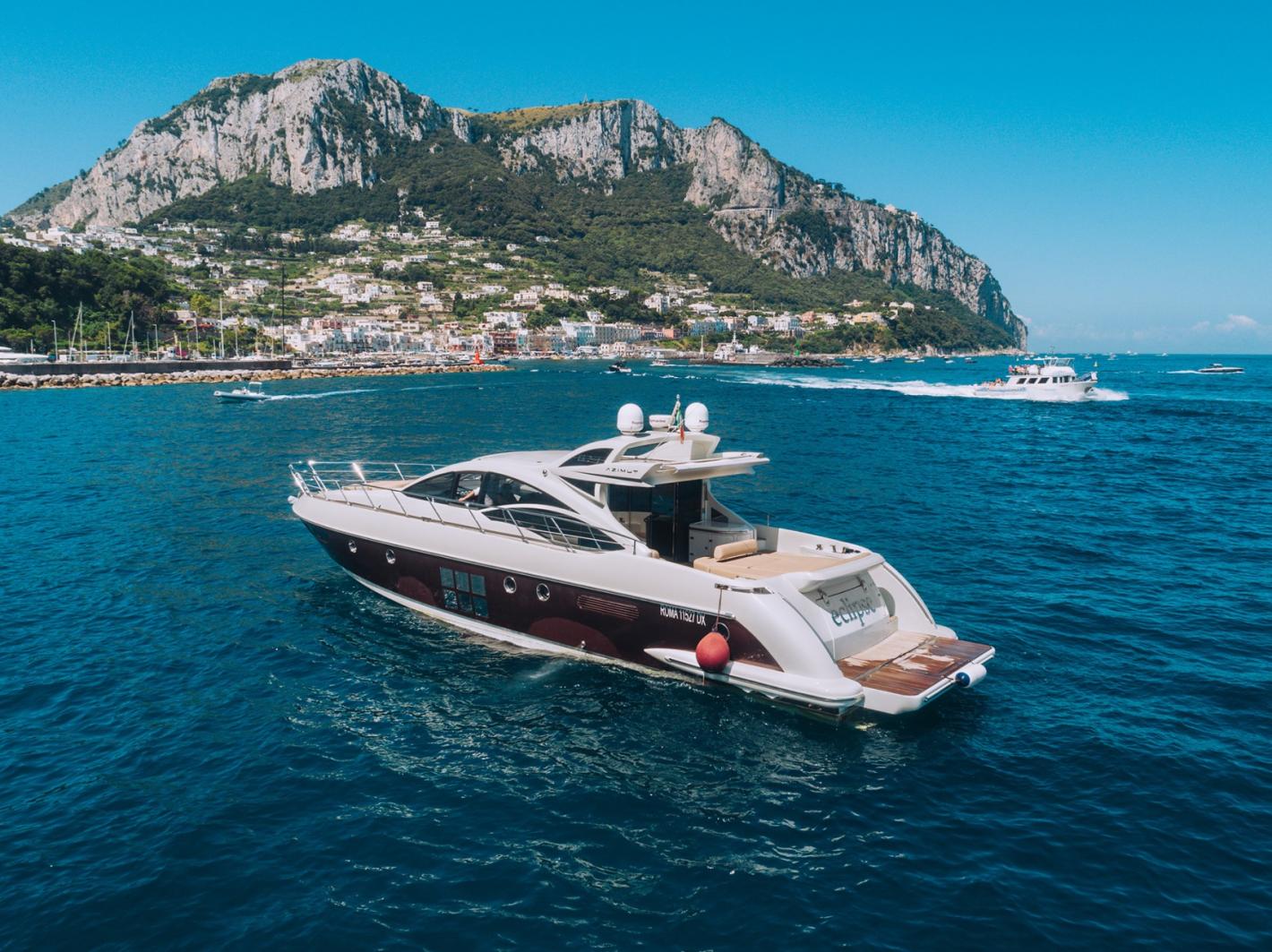 Azimut 62S